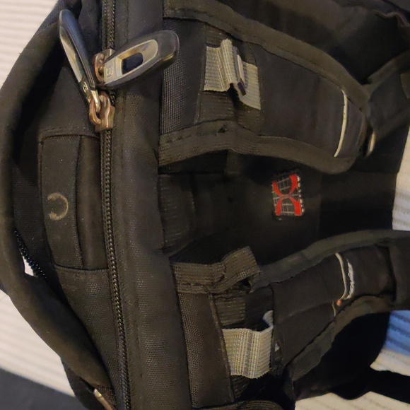 Wenger black laptop backpack - good condition. - Picture 6 of 8